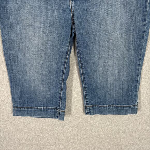 Levis 515 Bermuda Shorts 14P Capri Stretch Pocket Flap Faded Granny‎ 14 Inseam - Picture 5 of 12